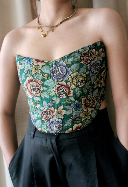 Lily strapless corset